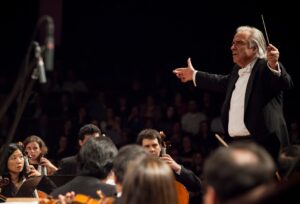 João Carlos Martins e Bachiana se apresentam em Marília. Veja como assistir gratuitamente