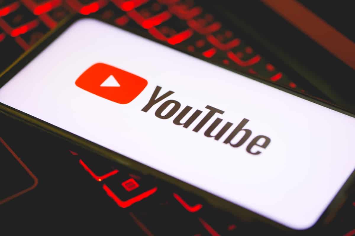 YouTube anuncia novas medidas de proteção para adolescentes