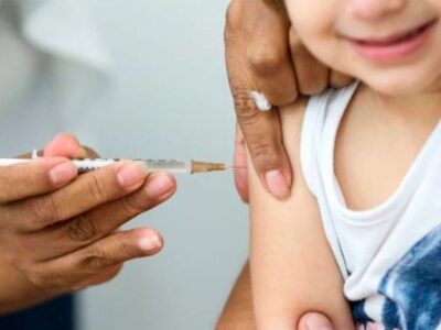 Vacina contra Covid-19 será anual e obrigatória para crianças, anuncia Governo Lula