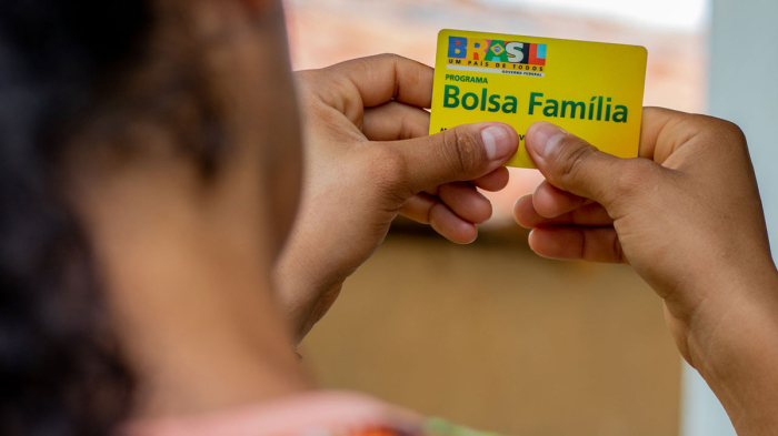 Ministério identificou Bolsa Família para pessoas com R$ 10 mil de salário