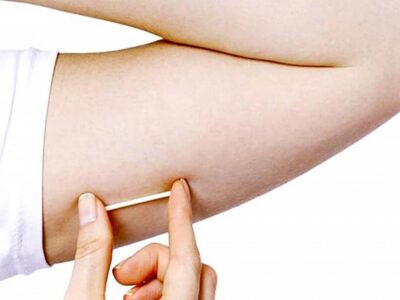 ‘Chip da beleza’: implante hormonal ‘turbinado’ leva jovem para UTI; veja os riscos