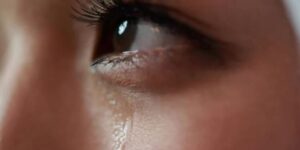 Inusitado: cheiro de lágrimas pode ter um efeito calmante, afirmam pesquisadores ; entenda o estudo