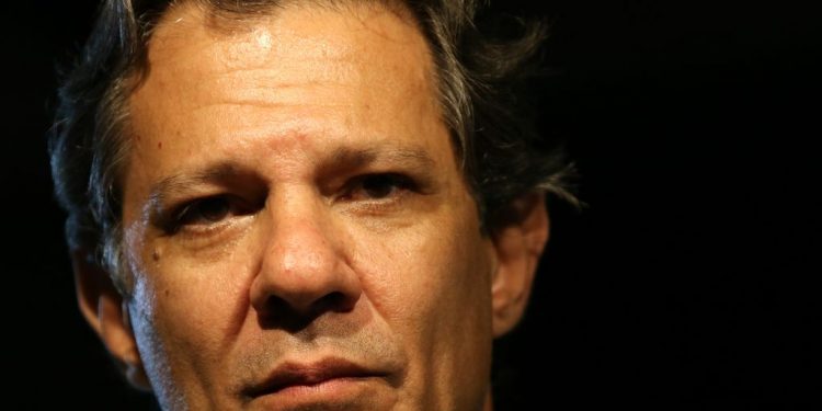 ‘Se tivermos que tomar novas medidas para aumentar arrecadação, vamos tomar’, afirma Haddad