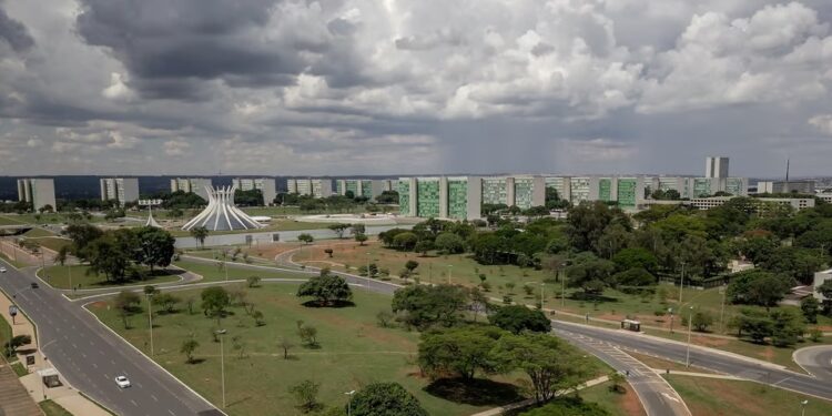 Mesmo com aumento de impostos : arrecadação cai em novembro