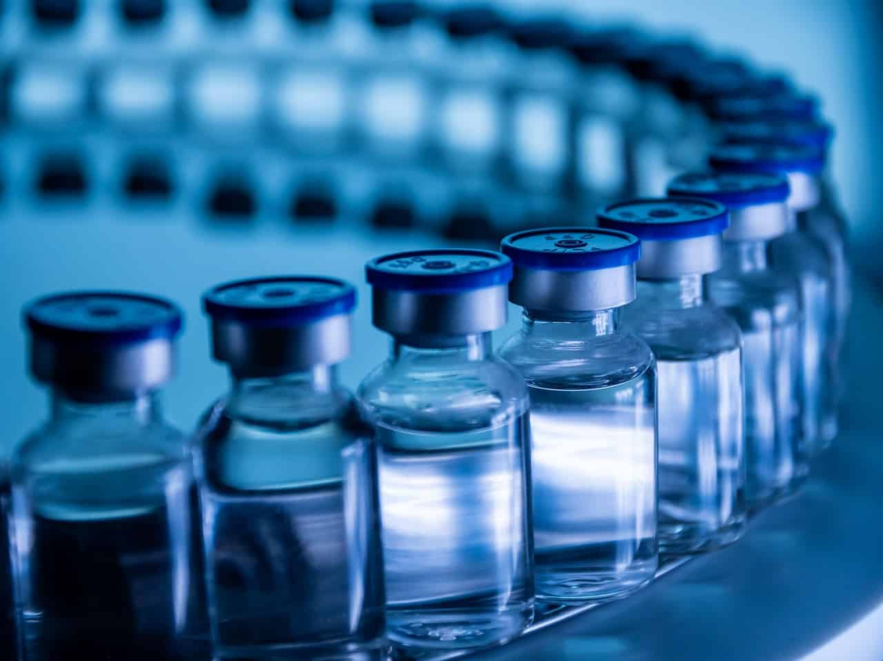 Ministério da Saúde inclui vacina da dengue no calendário do SUS