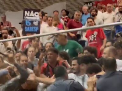 IMAGENS FORTES: veja as cenas do ataque covarde de esquerdistas na Assembleia de SP; VEJA VÍDEOS