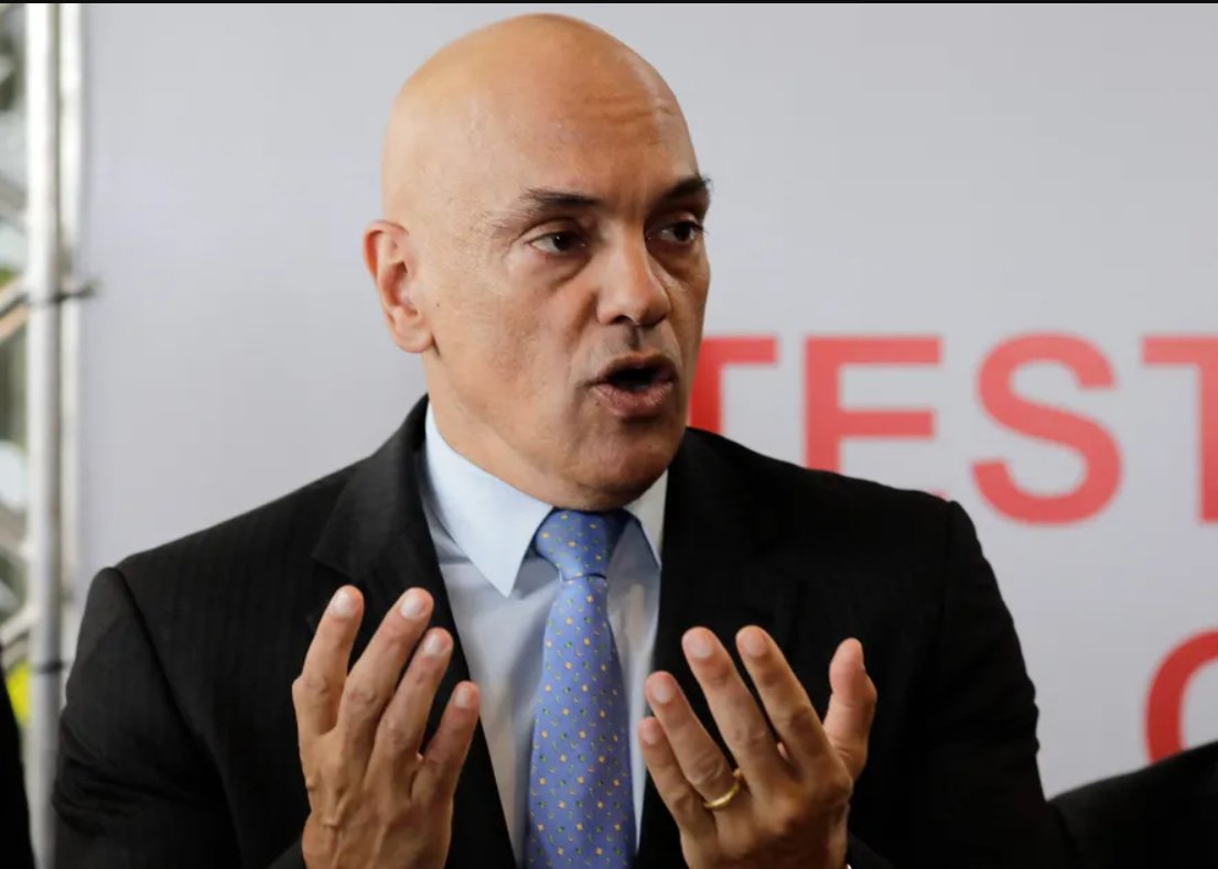 Moraes dá 48 horas para Facebook entregar vídeo de Bolsonaro; META diz que não tem o vídeo