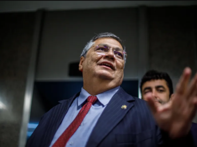 Alexandre de Moraes e Gilmar Mendes fazendo campanha para Flávio Dino ligam para senadores