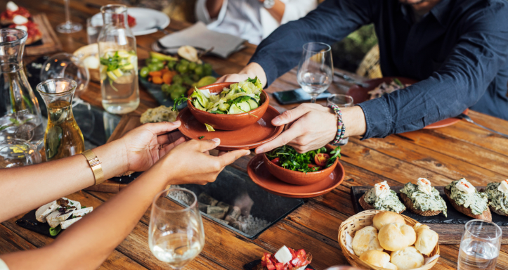 Estudo seleciona gêmeos idênticos e compara dieta vegana x dieta com carne; veja resultados
