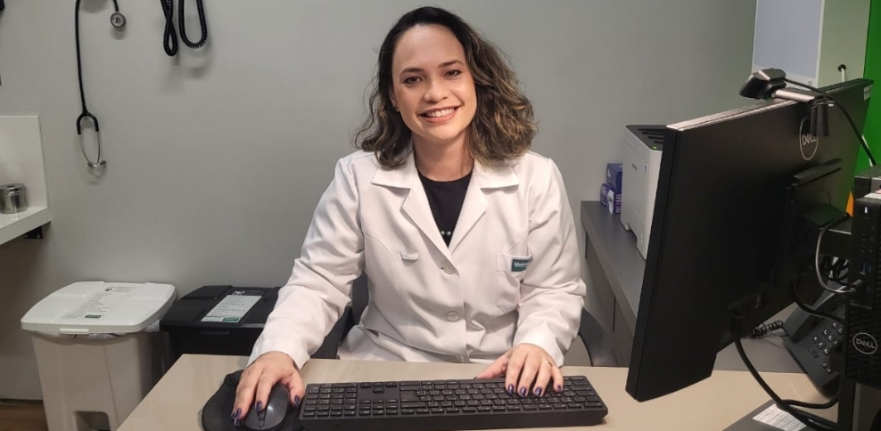 Cuidado e dedicação: Dia do Médico de Família e Comunidade. Dra. Beatriz Yuri Shimabukuro Bastos esclarece o tema