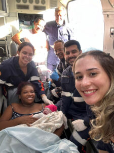 Bebê nasce em ambulância do SAMU, em Marília