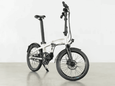 Nova e-bike dobrável ‘feita à mão’ impressiona em desempenho; conheça