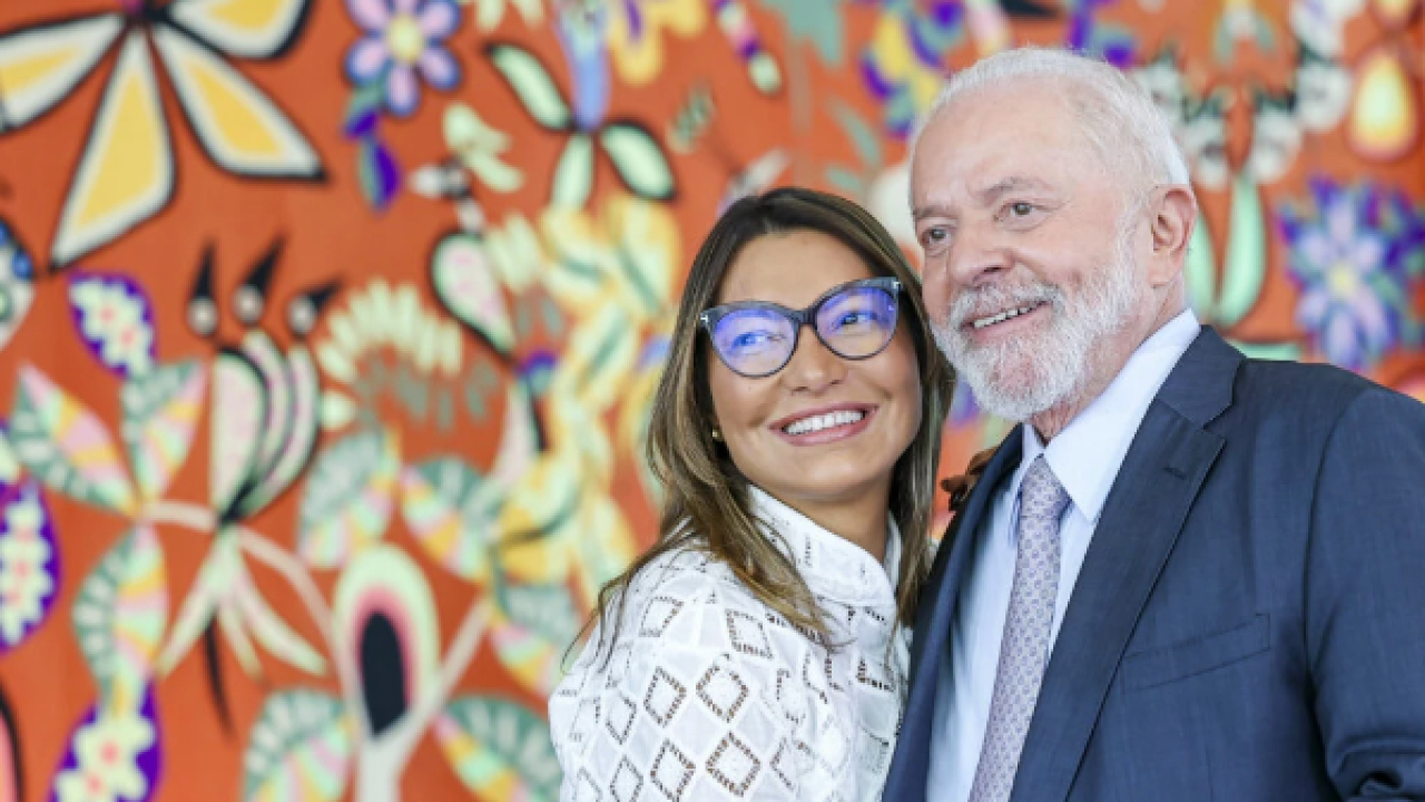 Janja proíbe Lula de se aproximar de pastores, diz site