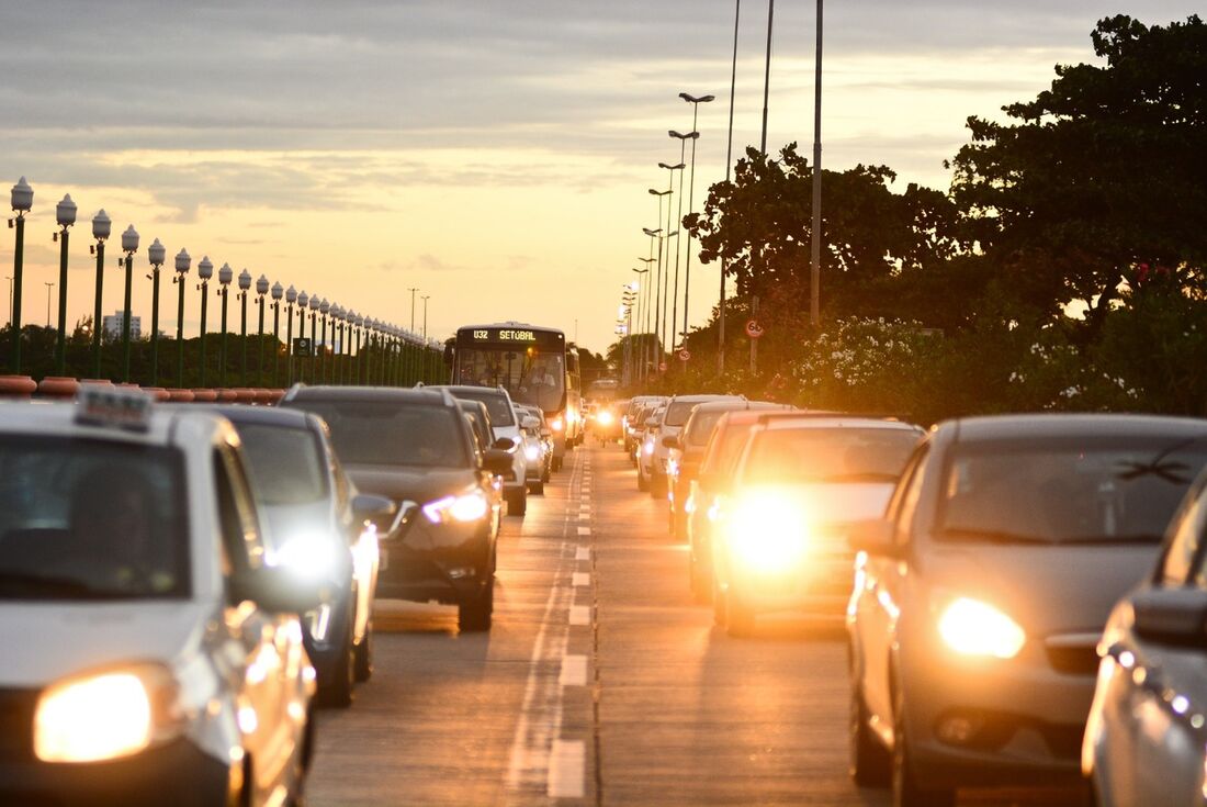 LEI DE TRÂNSITO: Veja novos itens obrigatórios nos carros a partir de 2024