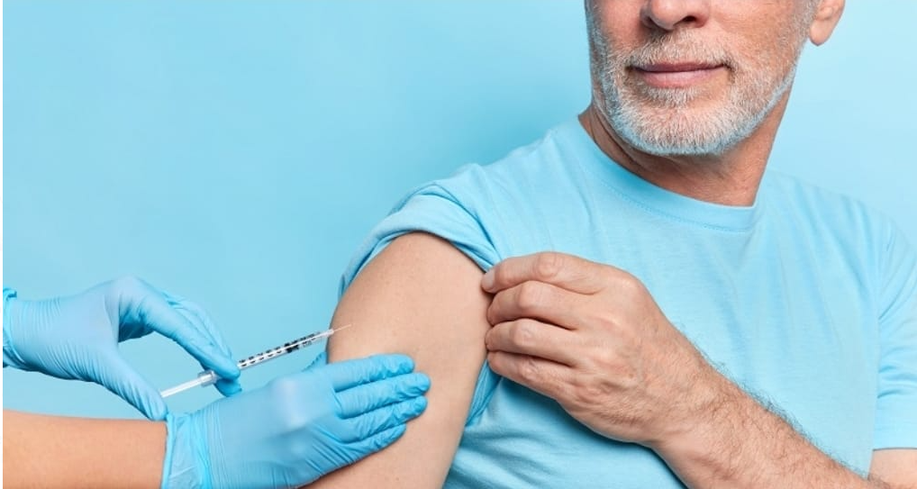 A importância do homem também fazer reposição hormonal para vários distúrbios. Veja!
