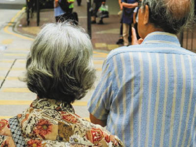 Idosos podem ter 4 dívidas isentas, revela Serasa; veja quais são.