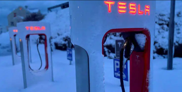 Frio vira arqui-inimigo de proprietários de carros elétricos nos EUA; entenda