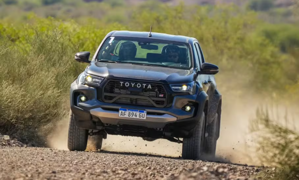 Toyota confirma fraude em motores a diesel e interrompe vendas de carros
