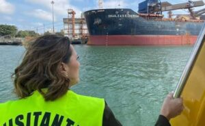 “PT não dialoga, recua na parceria com SP e não cumpre o que promete”, diz Rosana Valle sobre túnel Santos-Guarujá