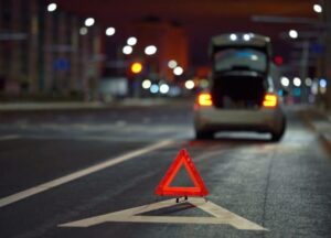 Carro sabotado: como funciona golpe que faz você virar alvo de assaltantes