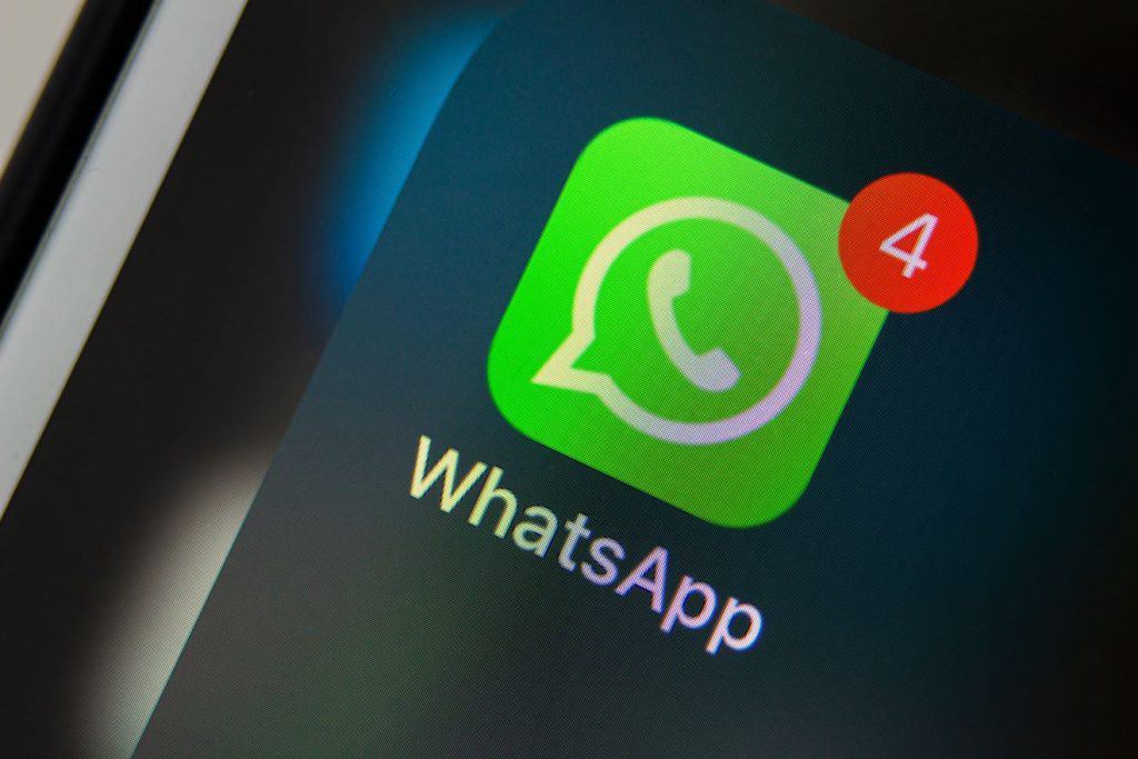 Golpe do emprego no WhatsApp: o que é e como se proteger