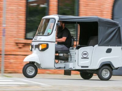 Tuk-tuk inspirado na Vespa chega ao Brasil; veja por quanto