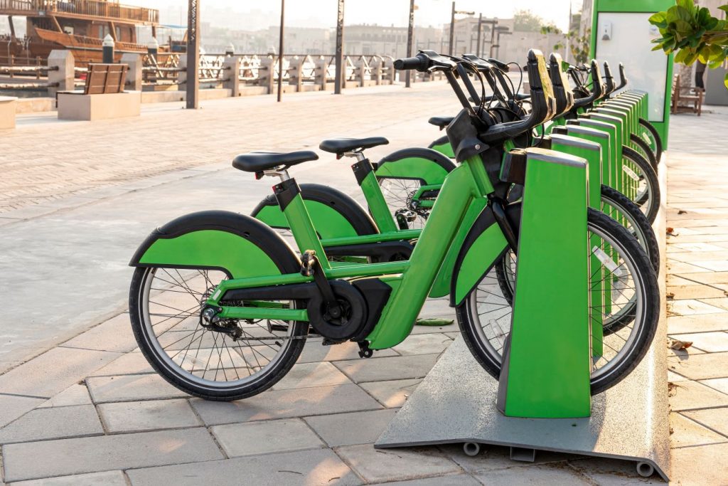 Acredite: esse país vendeu mais bicicletas elétricas do que convencionais em 2023