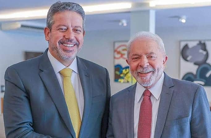 Lula cede à Lira e causa insatisfação para Pacheco, parlamentar reclama da diferença no “tratamento”