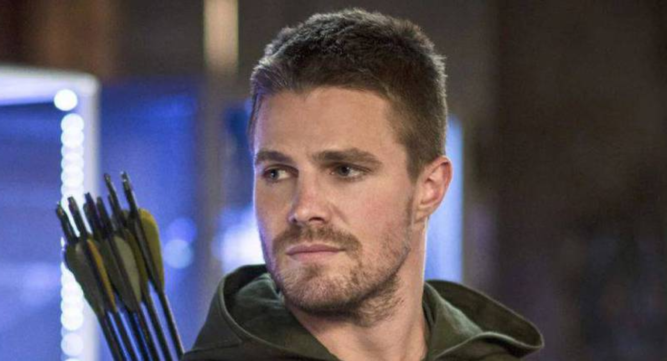 Suits: astro de “Arrow” vai estrelar novo spin-off da série