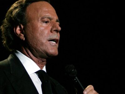 Vida do cantor espanhol Julio Iglesias vai virar série da Netflix