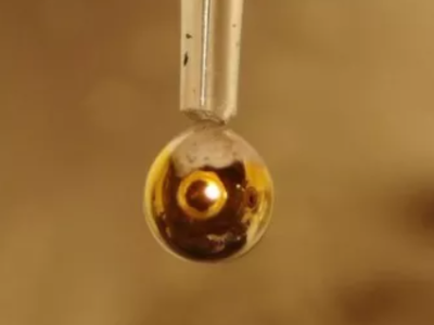 Água pura é transformada em metal por cientistas