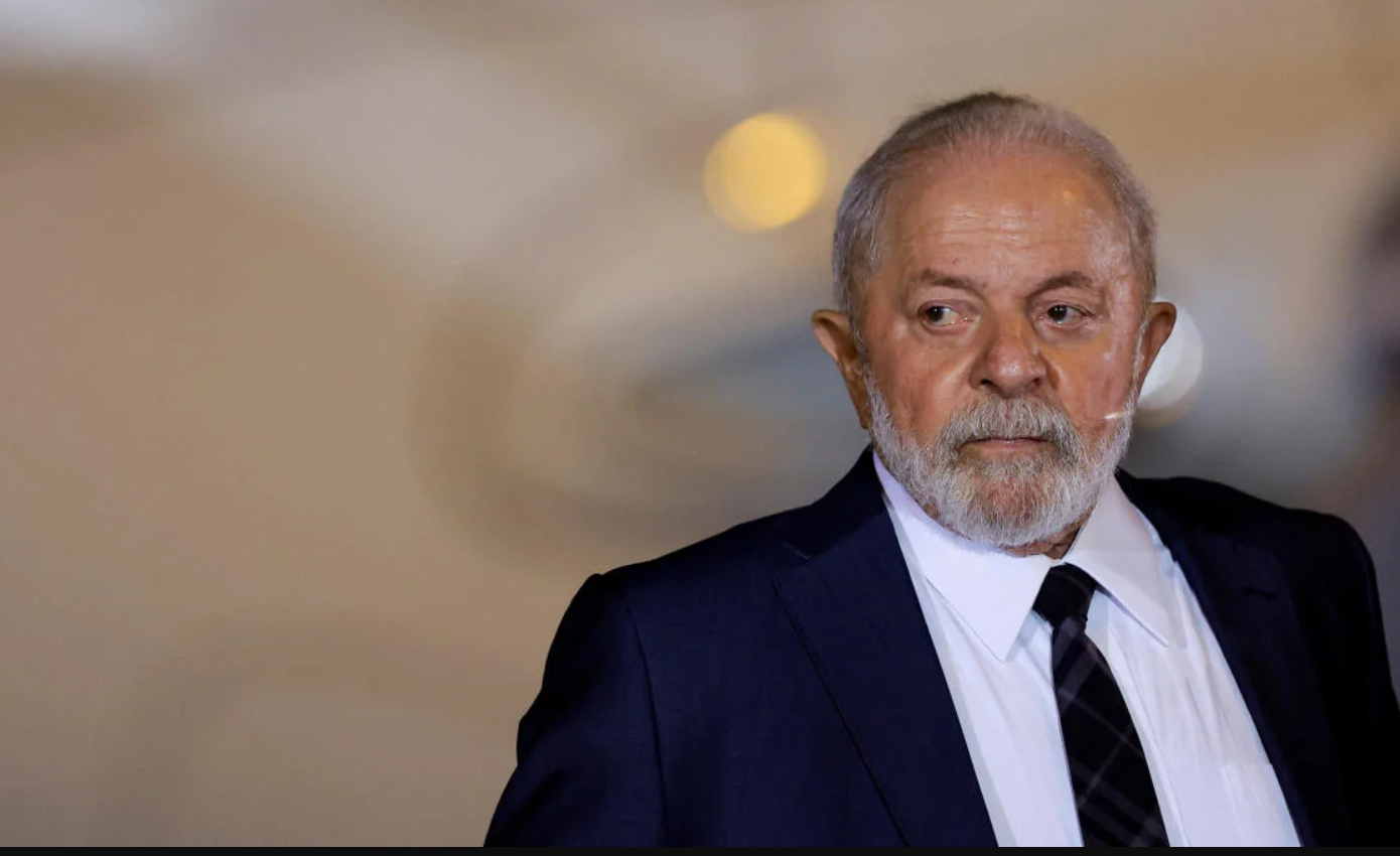 Com mais de uma centena de assinaturas Lira não vai arquivar pedido de impeachment de Lula: “vai deixar na sua gaveta”