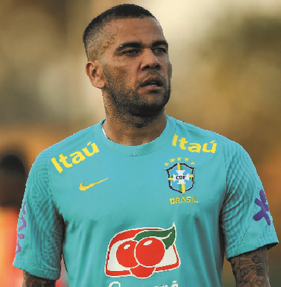 Entenda como o valor pago pela família Neymar influenciou na redução da pena de Daniel Alves