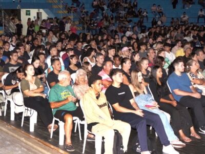 Veja a tradicional recepção dá as boas-vindas e acolhe os alunos na nova jornada educacional da Unimar