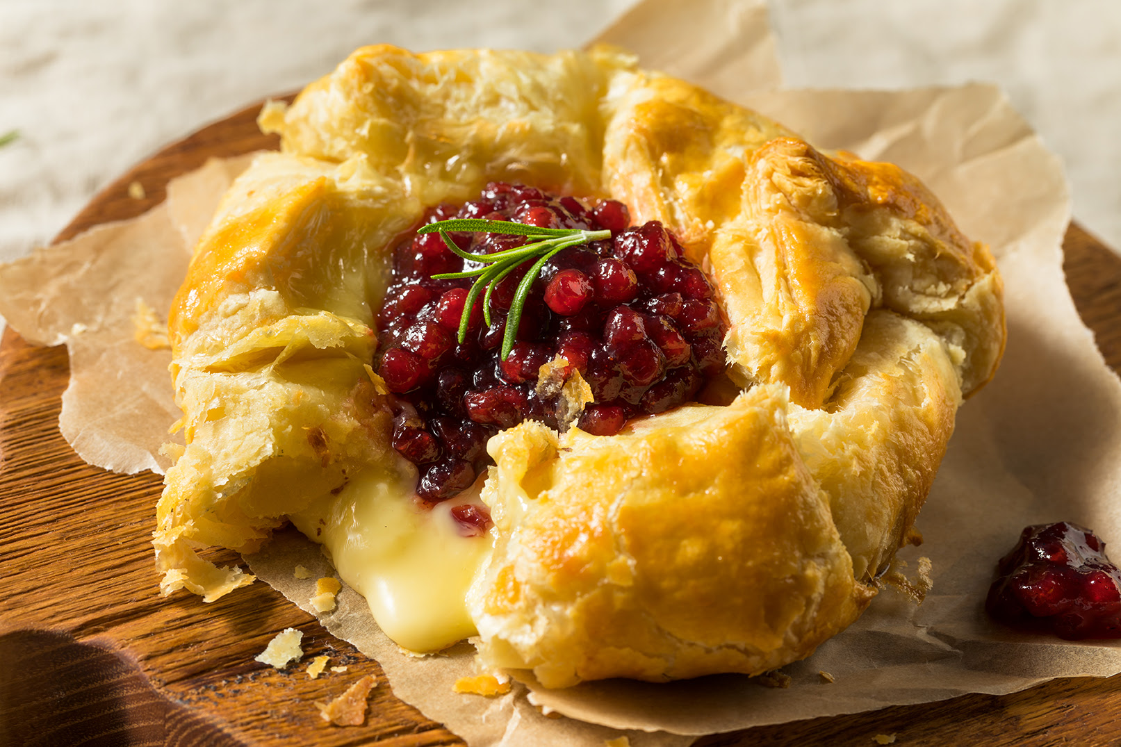 Trouxemos hoje deliciosa receita de Brie Folhado. Veja passo a passo!