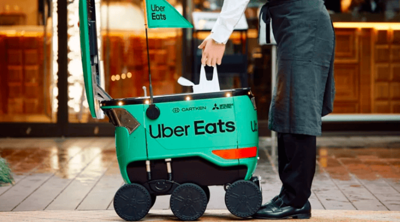 Robôs já estão fazendo entregas do Uber Eats em Tóquio