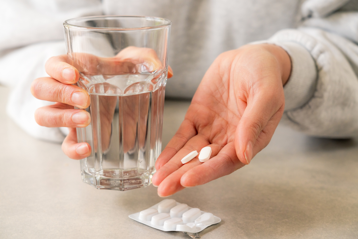 Antidepressivos causam efeitos colaterais após uso ser interrompido