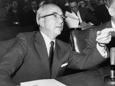 Quem foi Lewis Strauss, inimigo de Oppenheimer?