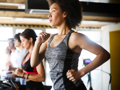 Pesquisa revela que mulheres precisam de menos exercícios do que homens para viver mais