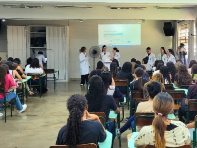 “Saúde Íntima”: acadêmicos de Saúde da Unimar compartilham informações com alunos do ensino médio sobre sexualidade, saúde íntima e autocuidado