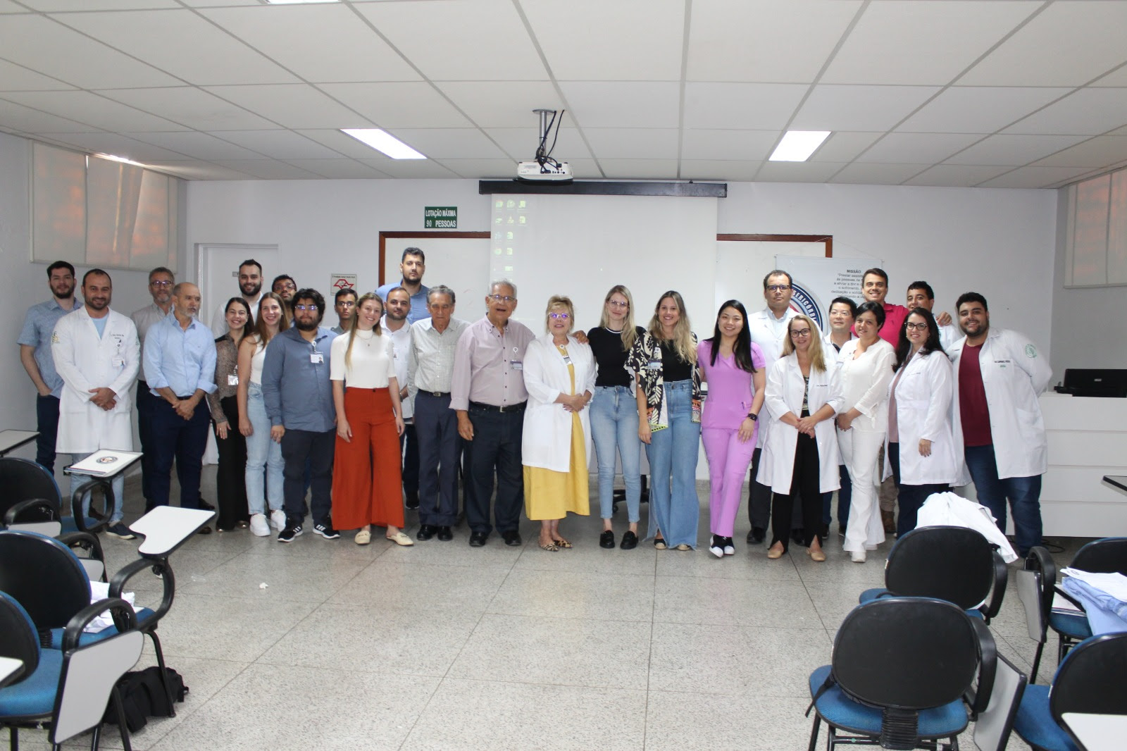 Santa Casa de Marília recepciona médicos residentes aprovados no processo seletivo