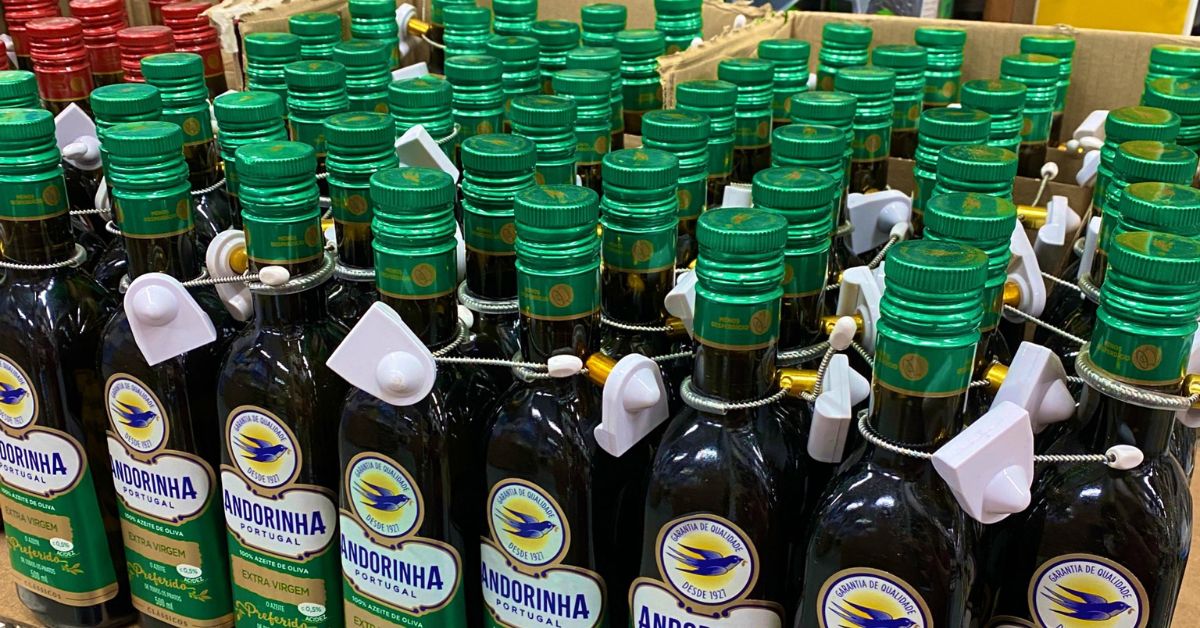 Com alta de 44%, azeite vira artigo de luxo e ganha lacres antifurto em supermercados