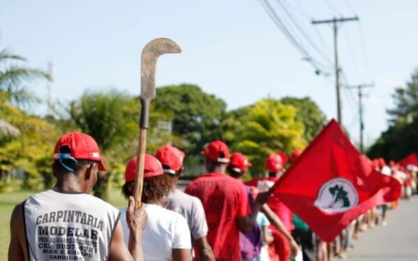 Ministro de Lula diz que novas invasões do MST serão contidas “logo”