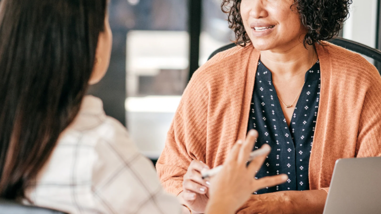 ‘Por que devemos te contratar?’ Como responder a essa pergunta clássica nas entrevistas de emprego