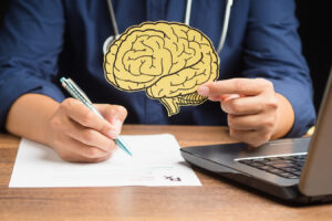 Como o trabalho pode ajudar a prevenir a demência? Estudo explica