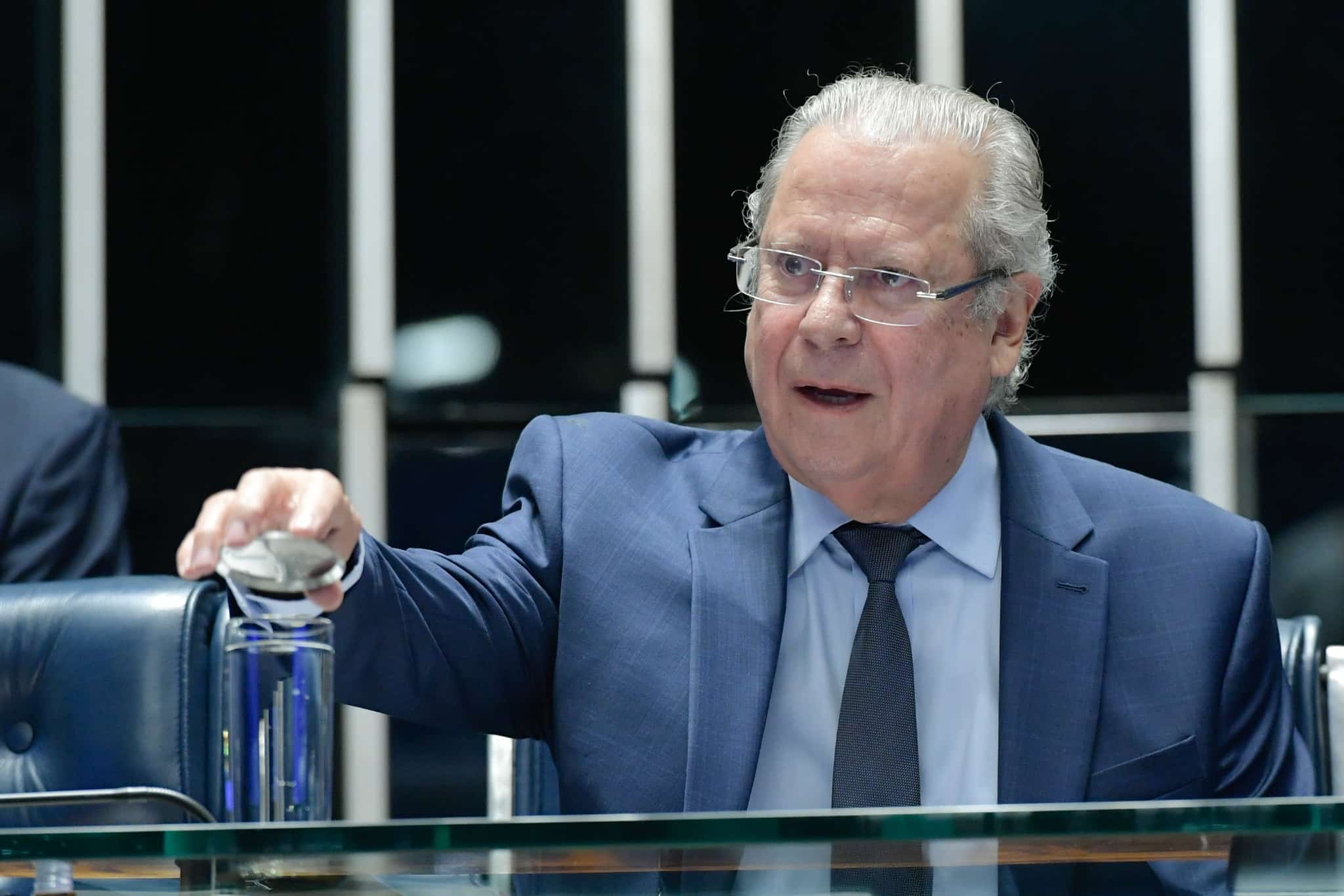 José Dirceu quer regular o que você publica, diz O Antagonista