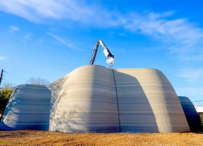Assista à construção de uma casa 3D por braço robótico gigante