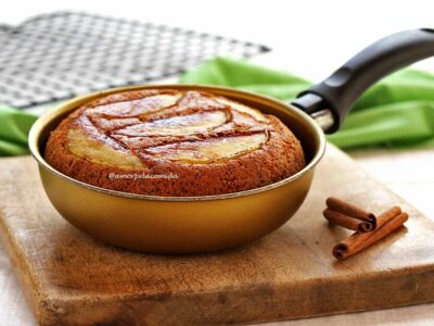 Bolo de maçã de frigideira! Fácil, sem farinha e leite, rápido, delicioso e saudável