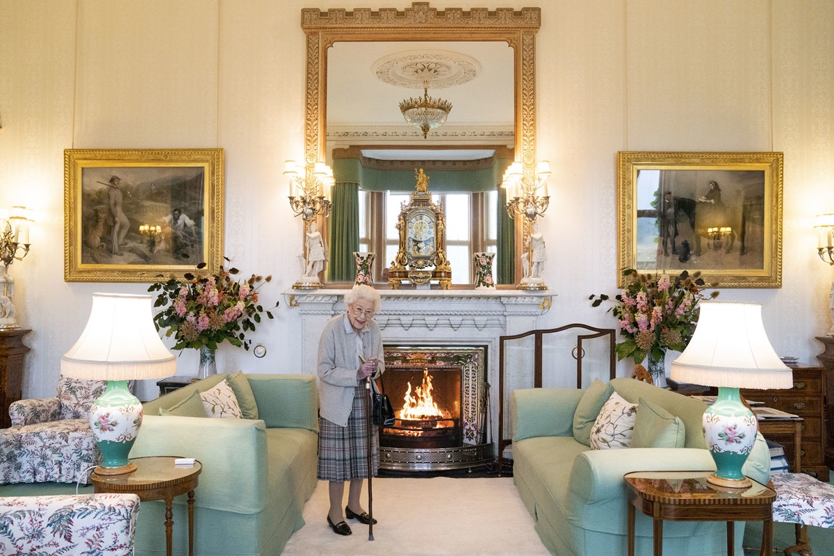 Descubra quanto custa visitar castelo em que rainha Elizabeth II morreu
