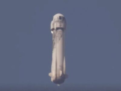 Após dois anos, Blue Origin envia turistas ao Espaço com sucesso